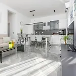 Apartament Lumera