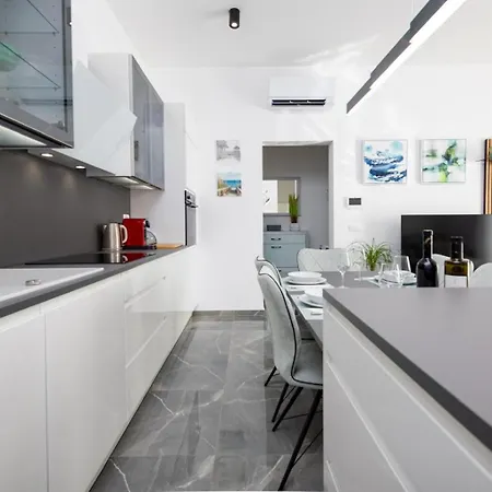 Apartment Lumera Zadar