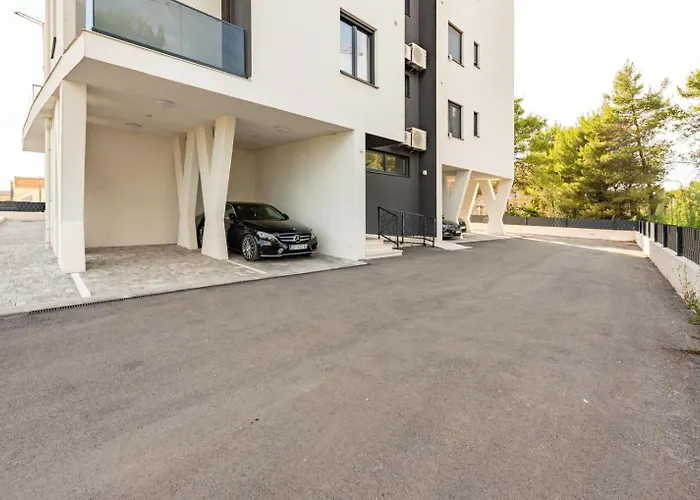 Lumera * Ζαντάρ